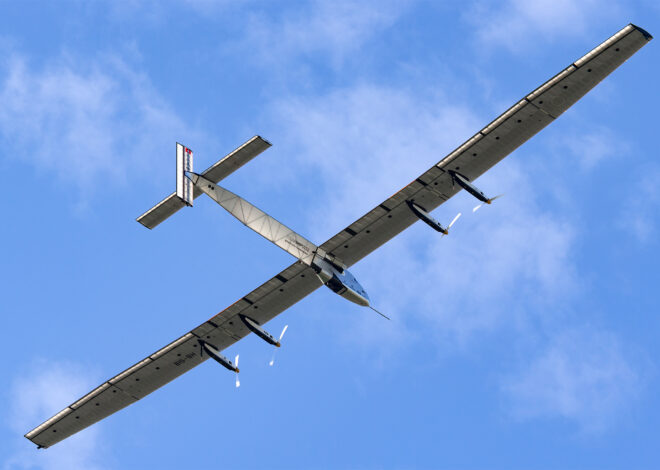 Massive experimental aircraft crashes off US coastline