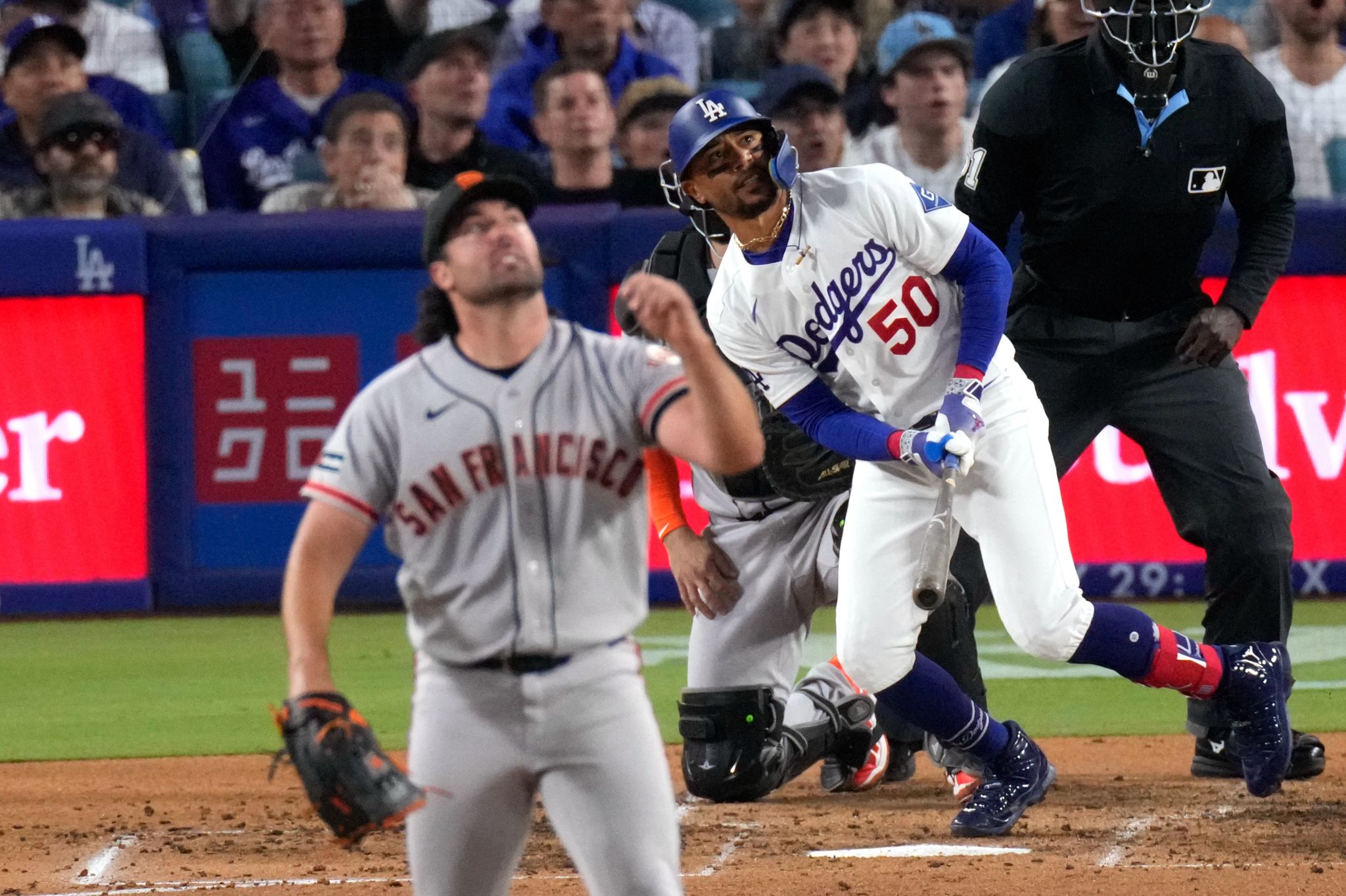 Ohtani throws 7 scoreless innings as Dodgers beat Giants 4-0 to end 4-game losing streak
