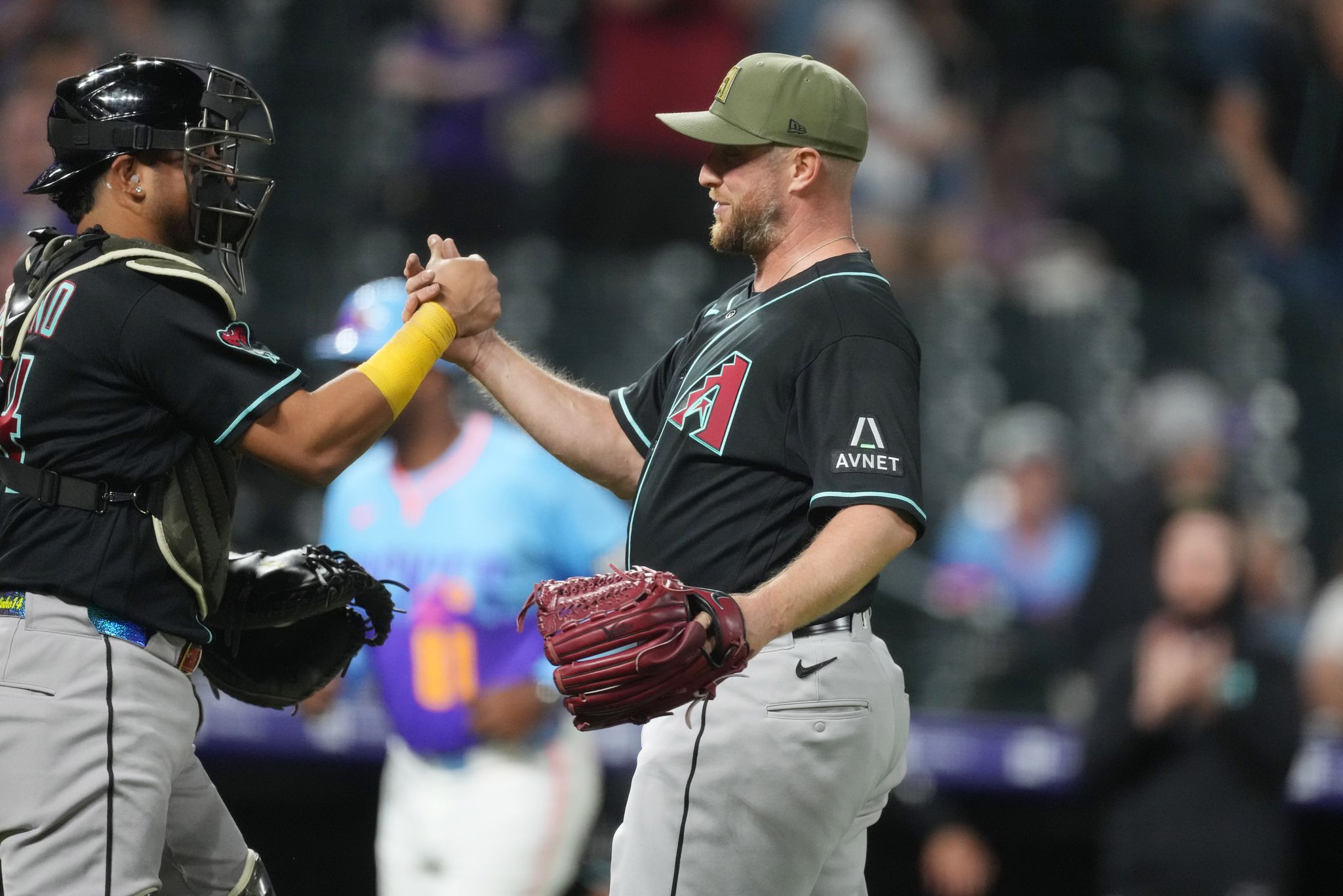 Merrill Kelly throws 1st career complete game, Diamondbacks beat Rockies 9-1