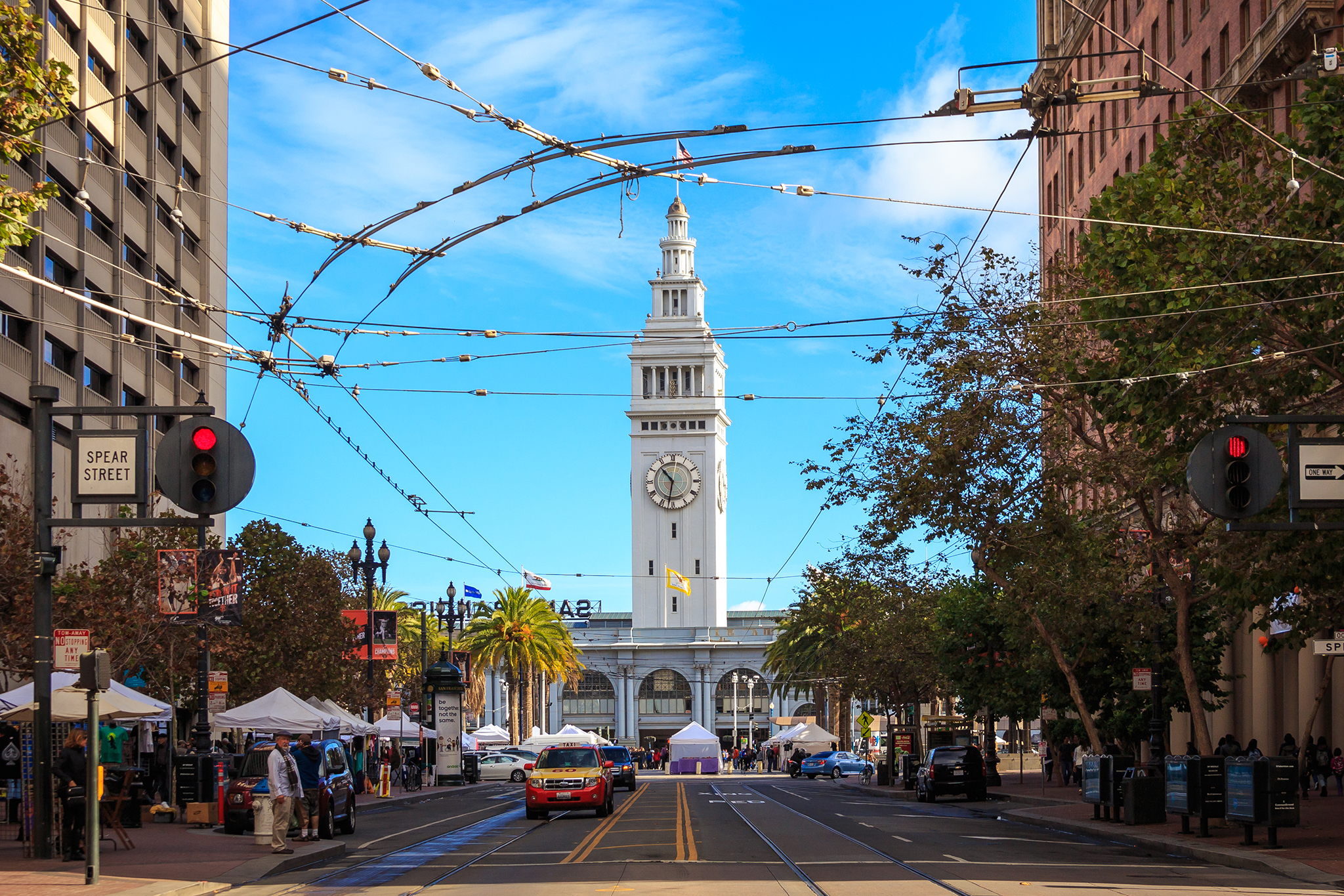 Illegal cars on Market Street surge after Mayor Lurie welcomes Waymo