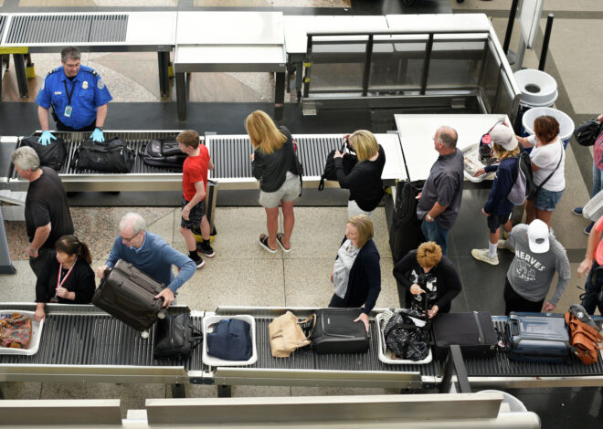 TSA quietly rolls out expansion plan for private security