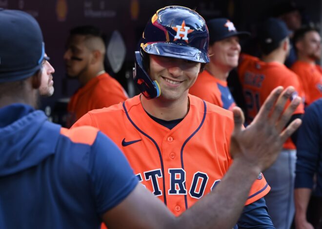 Joey Loperfido hits tiebreaking 3-run HR in 11th inning as Astros beat Blue Jays