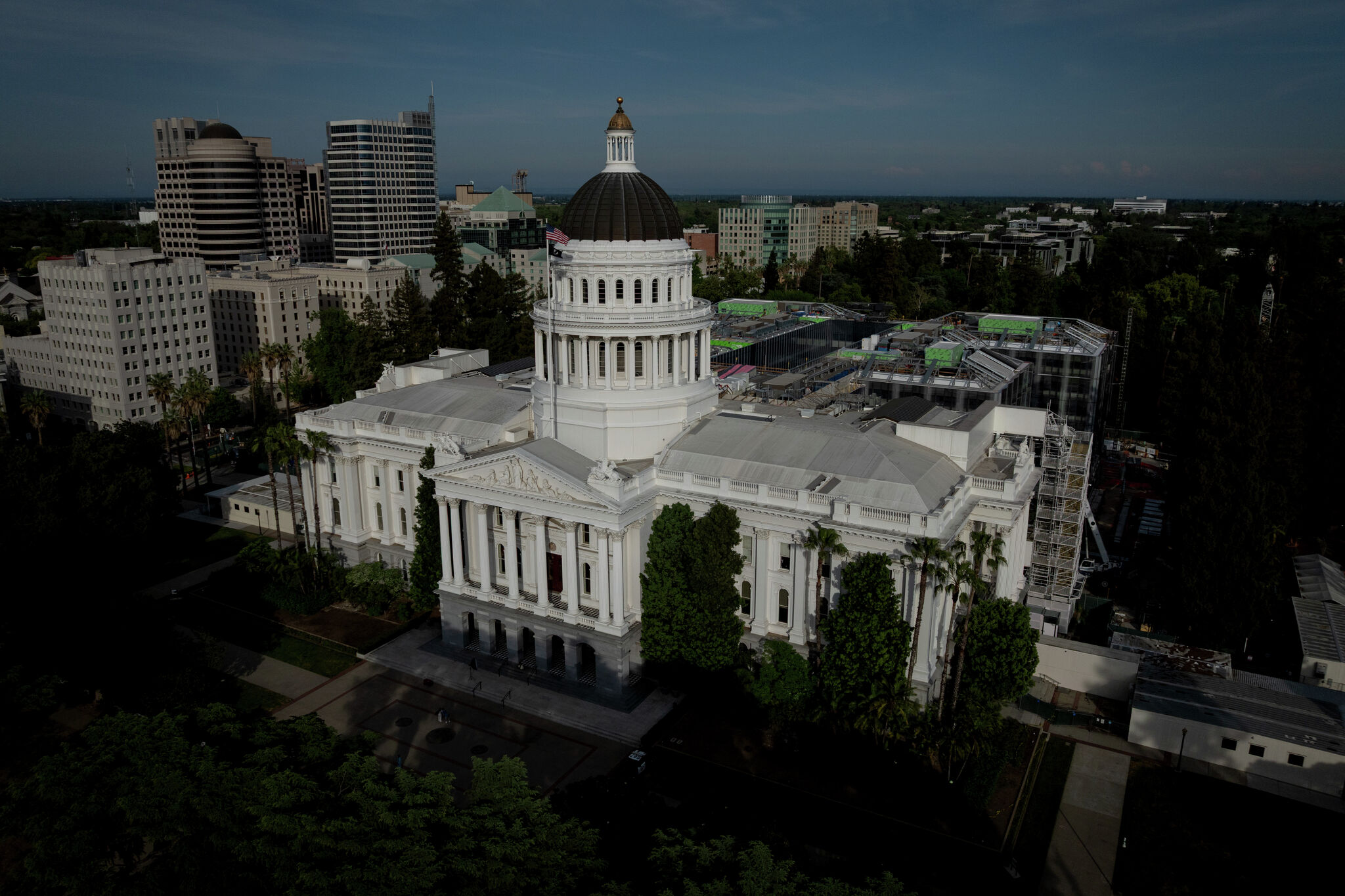 California union warns of mass exodus with Newsom’s return to office order
