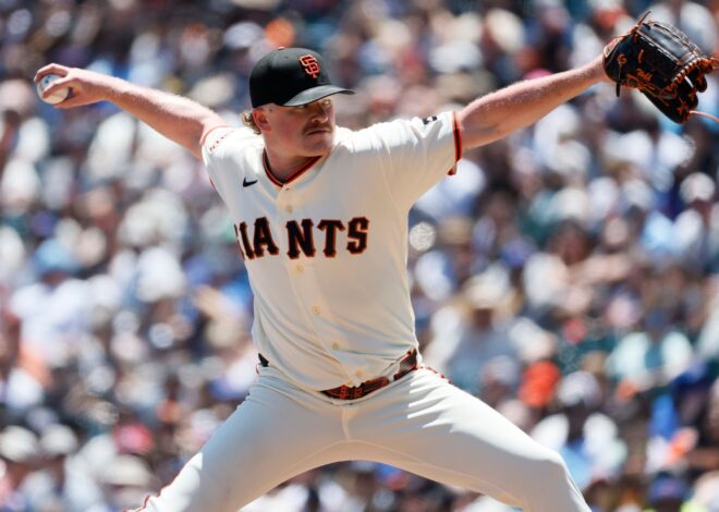 Ray dominant in relief as Giants complete 7-2 win over Braves in Game 1 of doubleheader