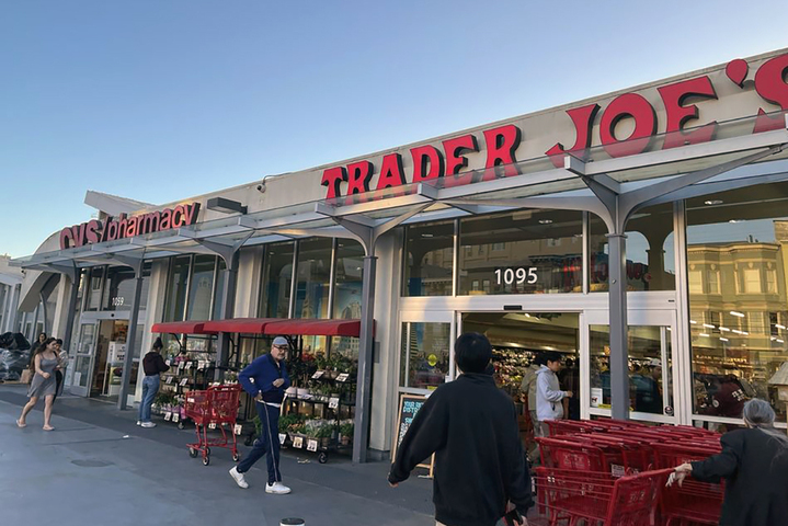 Suspect killed, 2 SFPD officers injured after Trader Joe’s theft pursuit
