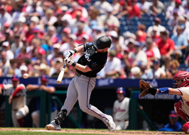 Liam Hicks removed from Marlins’ lineup vs. Giants because of back tightness