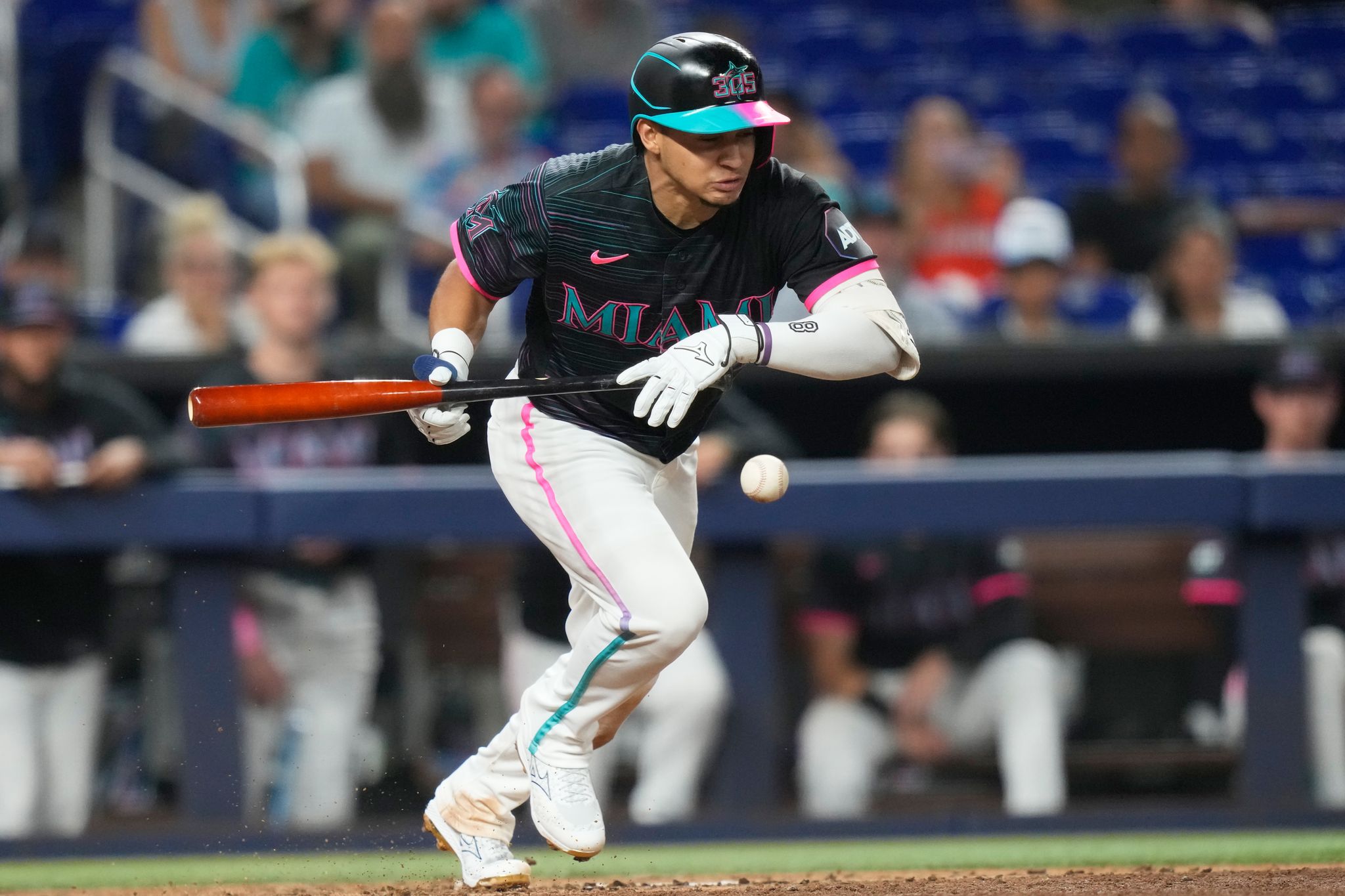 Caissie homers, doubles and singles to lead Marlins to 4-3 win over Giants