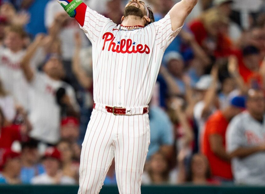 Phillies rout Mets 15-3: Kyle Schwarber belts 3 homers, Bryce Harper hits for cycle