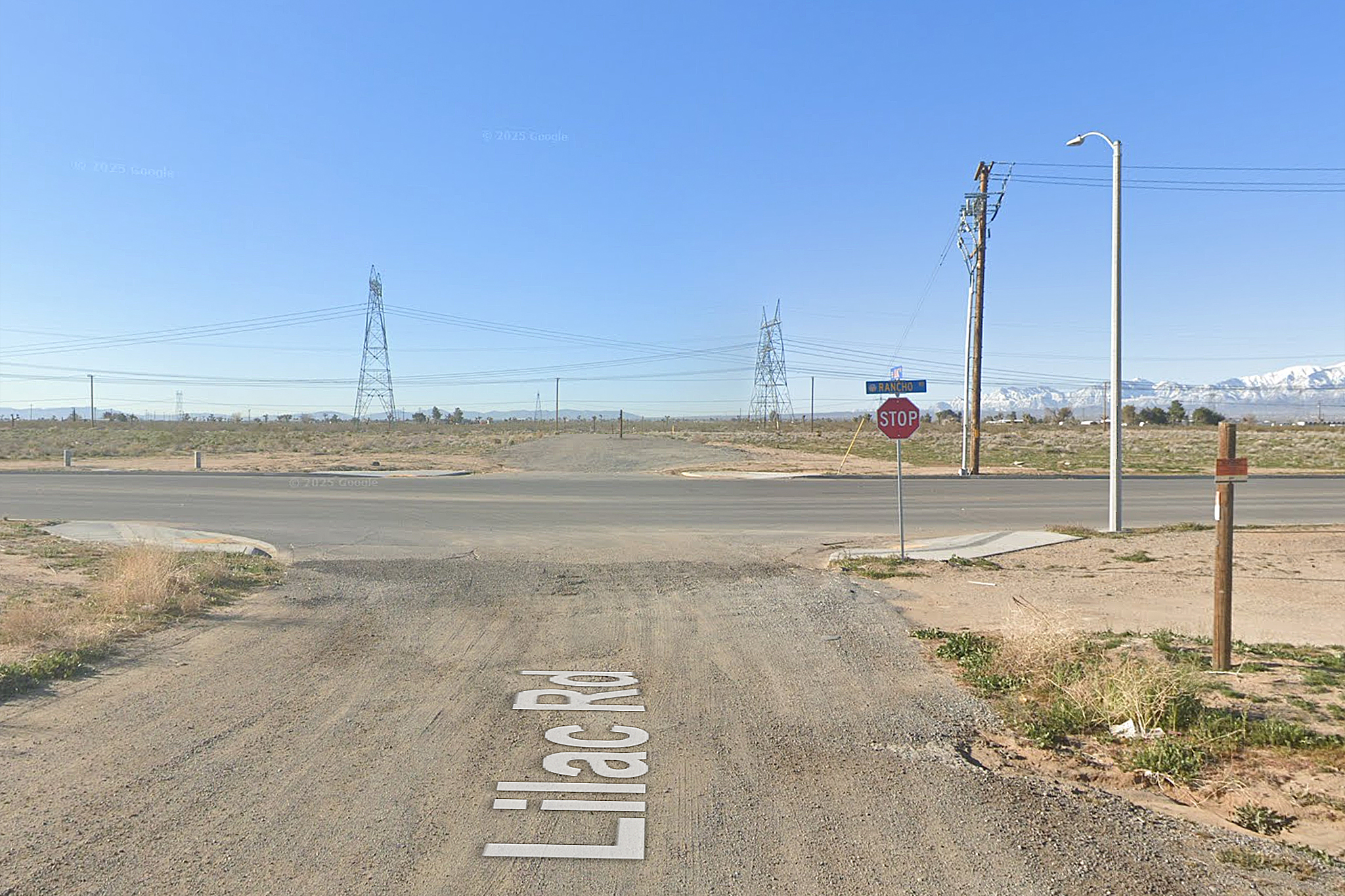 Car crash involving 8 teens on California highway leaves 1 dead