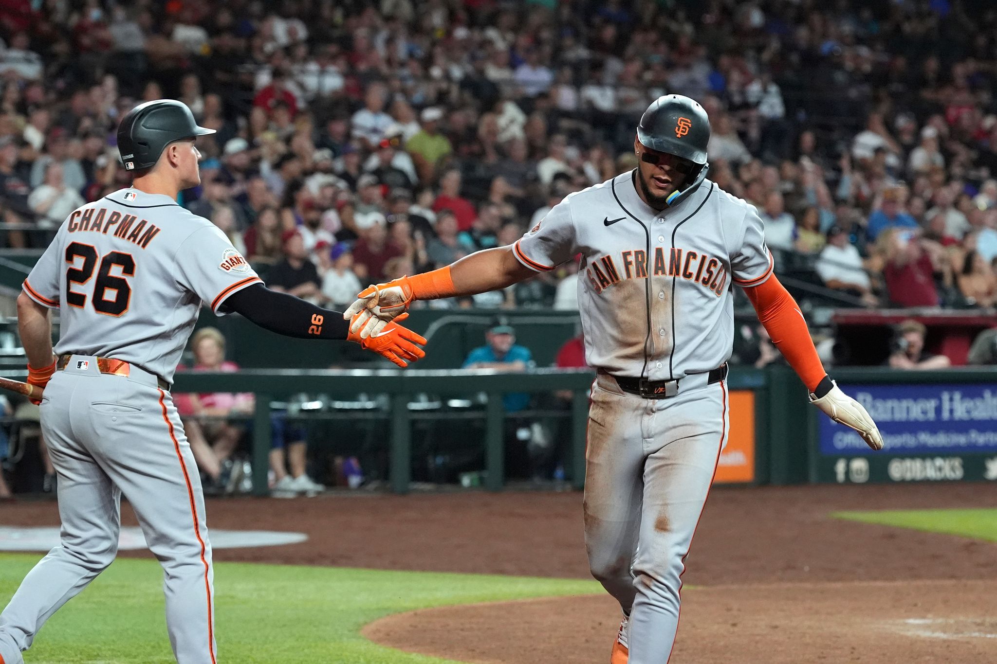Perdomo hits 3-run double, Rodriguez deals, D-backs top Giants again in 5-4 win