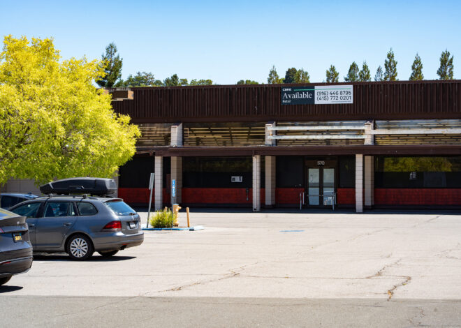 Albertsons is infuriating Bay Area shoppers over vacant grocery stores