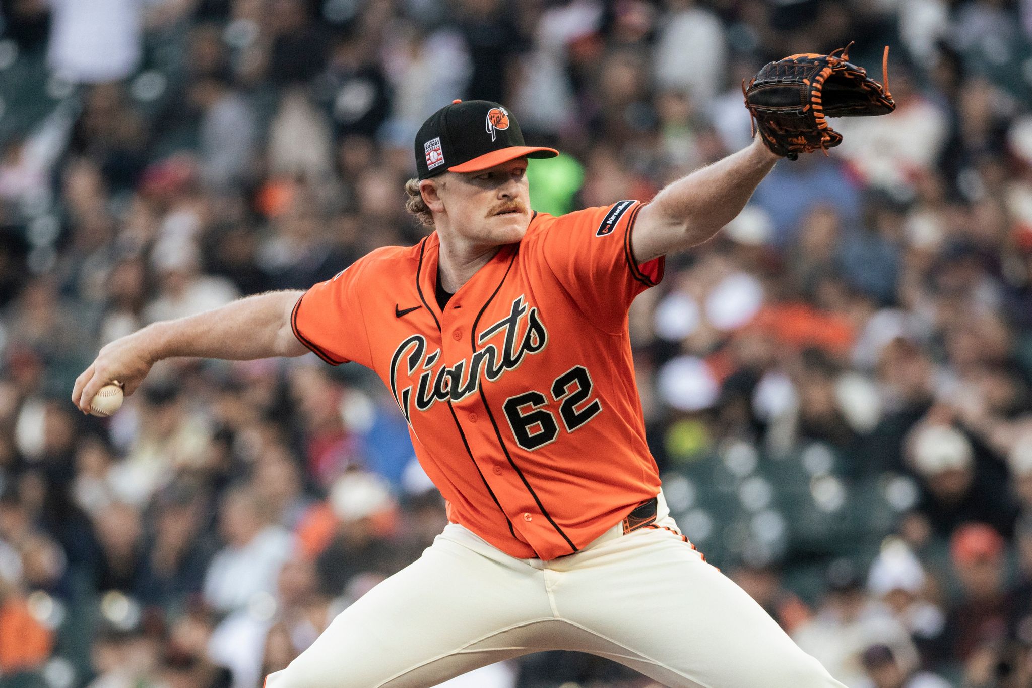 Devers homers early then walks it off in 10th as Giants beat Angels 7-6