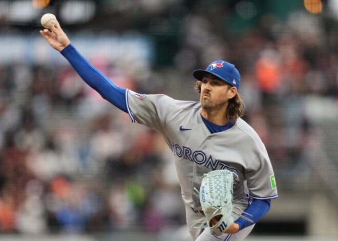 Ramos homers twice and has 5 RBIs to help Roupp and the Giants beat the Blue Jays 10-1