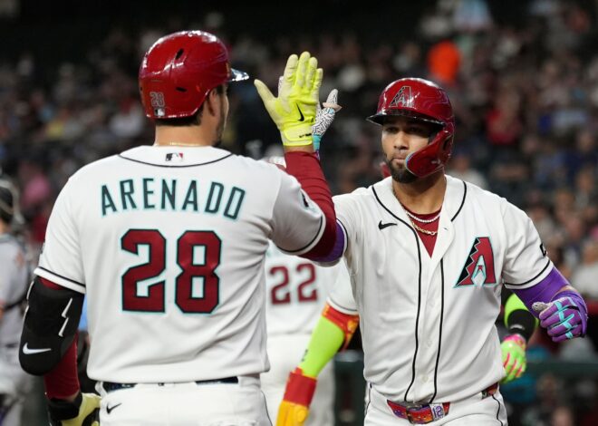 Ketel Marte homers in his 4th straight game, D-backs extend dominance over Giants with 8-2 win