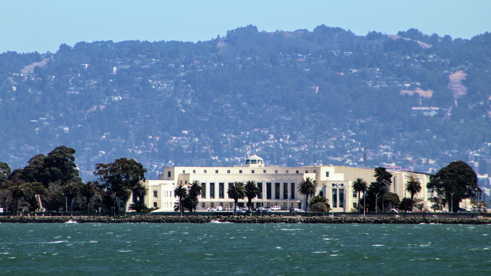 Body recovered from San Francisco Bay identified