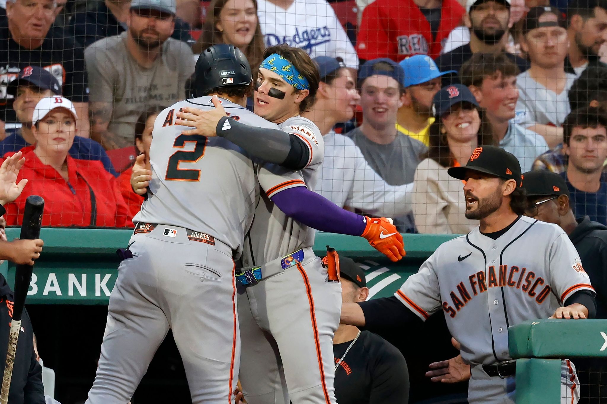 Eli White slides home headfirst with winning run, play reviewed and Red Sox rally past Giants 3-2