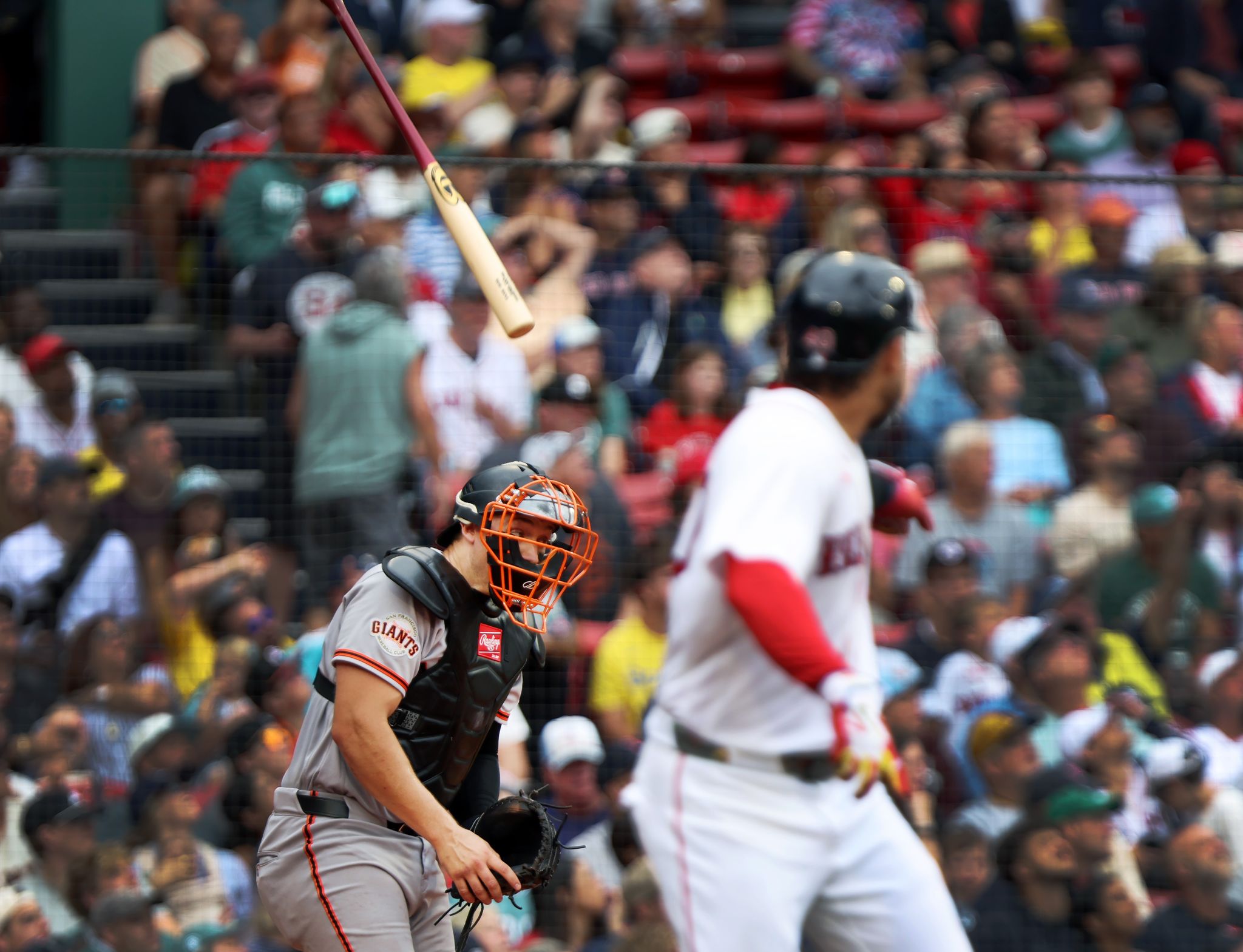 Sogard’s solo homer starts Red Sox rally in 5-4 win over Giants