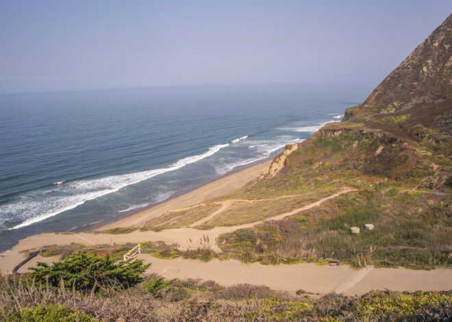 Video shows paraglider trapped 500 feet down Daly City cliff after crash