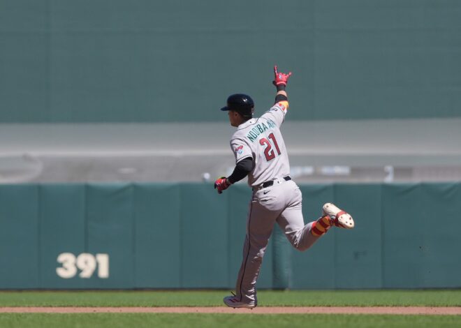 Nootbaar hits pinch grand slam in 7th to back Kelly in Diamondbacks’ 7-1 win over Giants