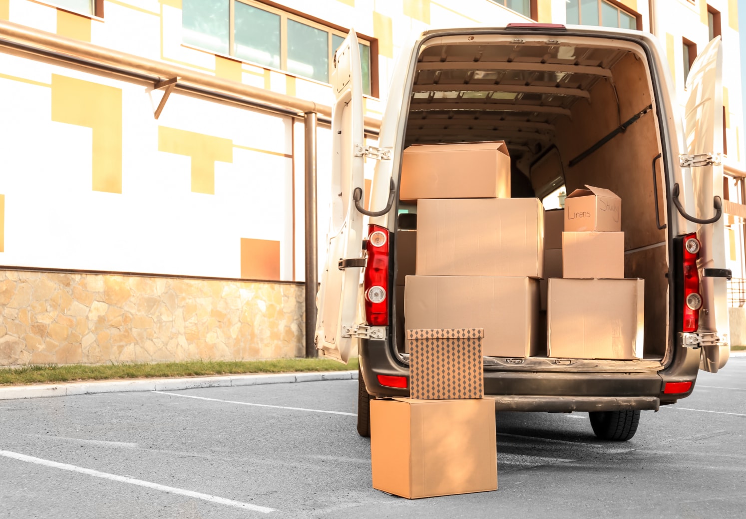 From Rogers to Springdale: A Smarter Way to Organize a Northwest Arkansas Move