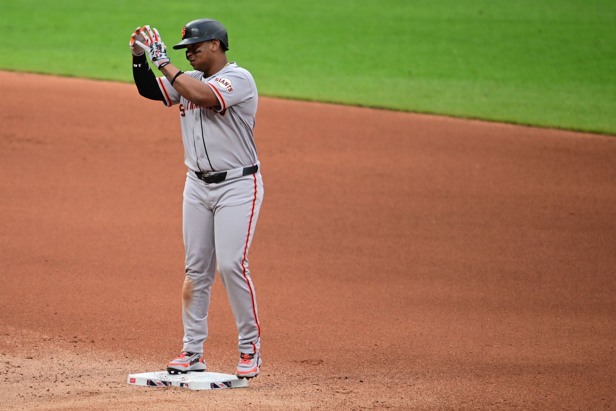 Rafael Devers returns to Fenway, but not interested in revisiting icy end to Red Sox tenure