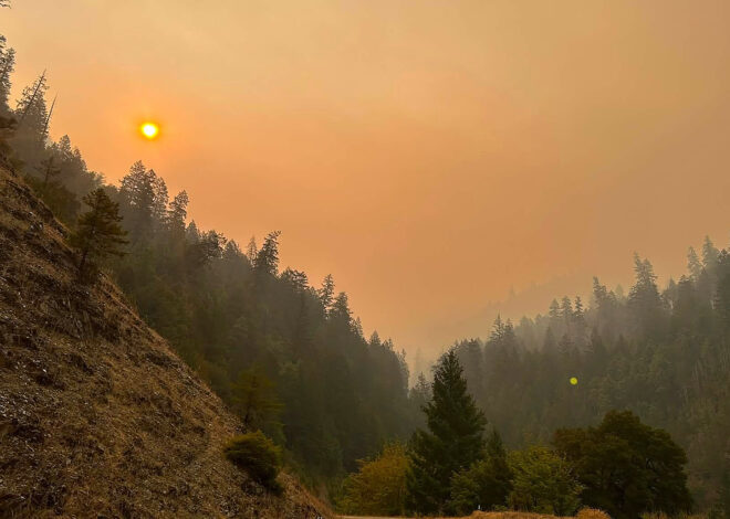 Uncontrolled NorCal wildfire surrounds highway, forcing indefinite closure