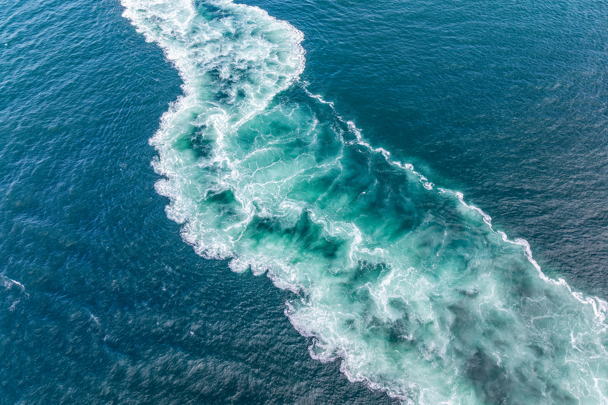 Planetary waves are creeping into California right now