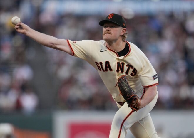 Shay Whitcomb chops a single in 11th for 1st career game-ending RBI as Giants beat Cardinals 5-4