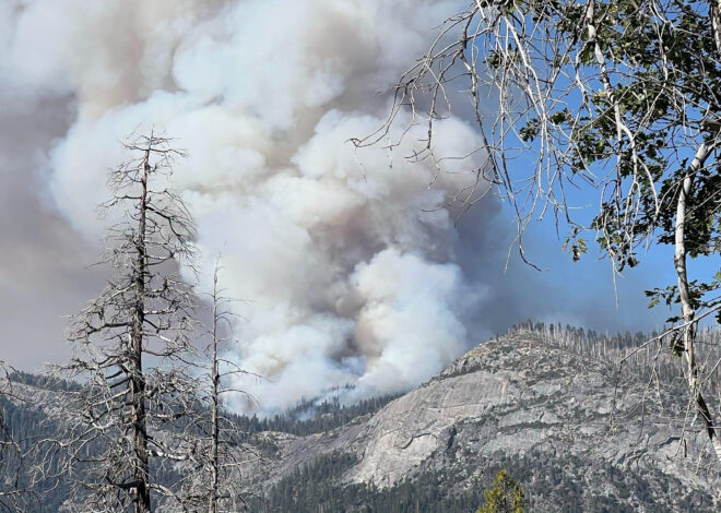 Helicopter battling Dome Fire crashes in Yosemite National Park leaving 2 dead