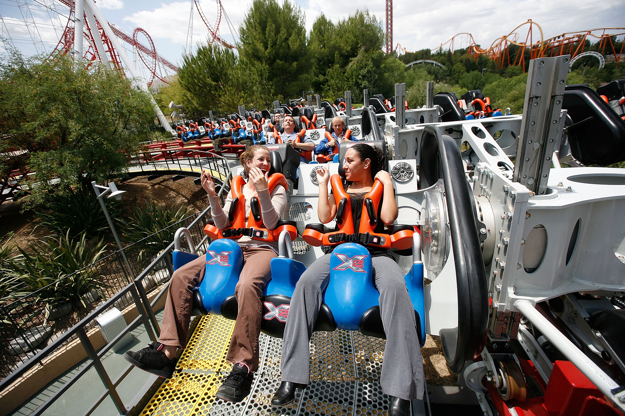 Six Flags Magic Mountain closes X2 permanently as brain injury lawsuits mount