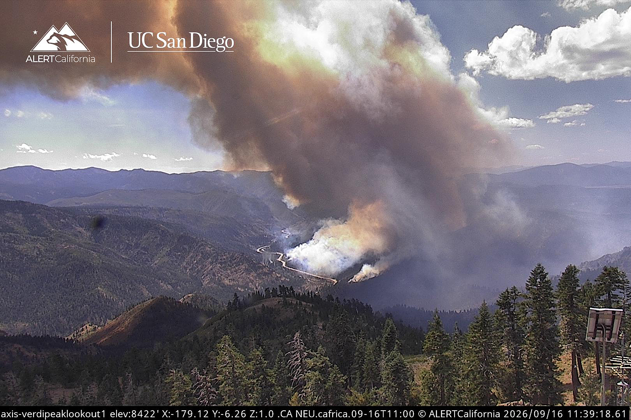Wildfire erupts near Truckee, shuts down westbound I-80