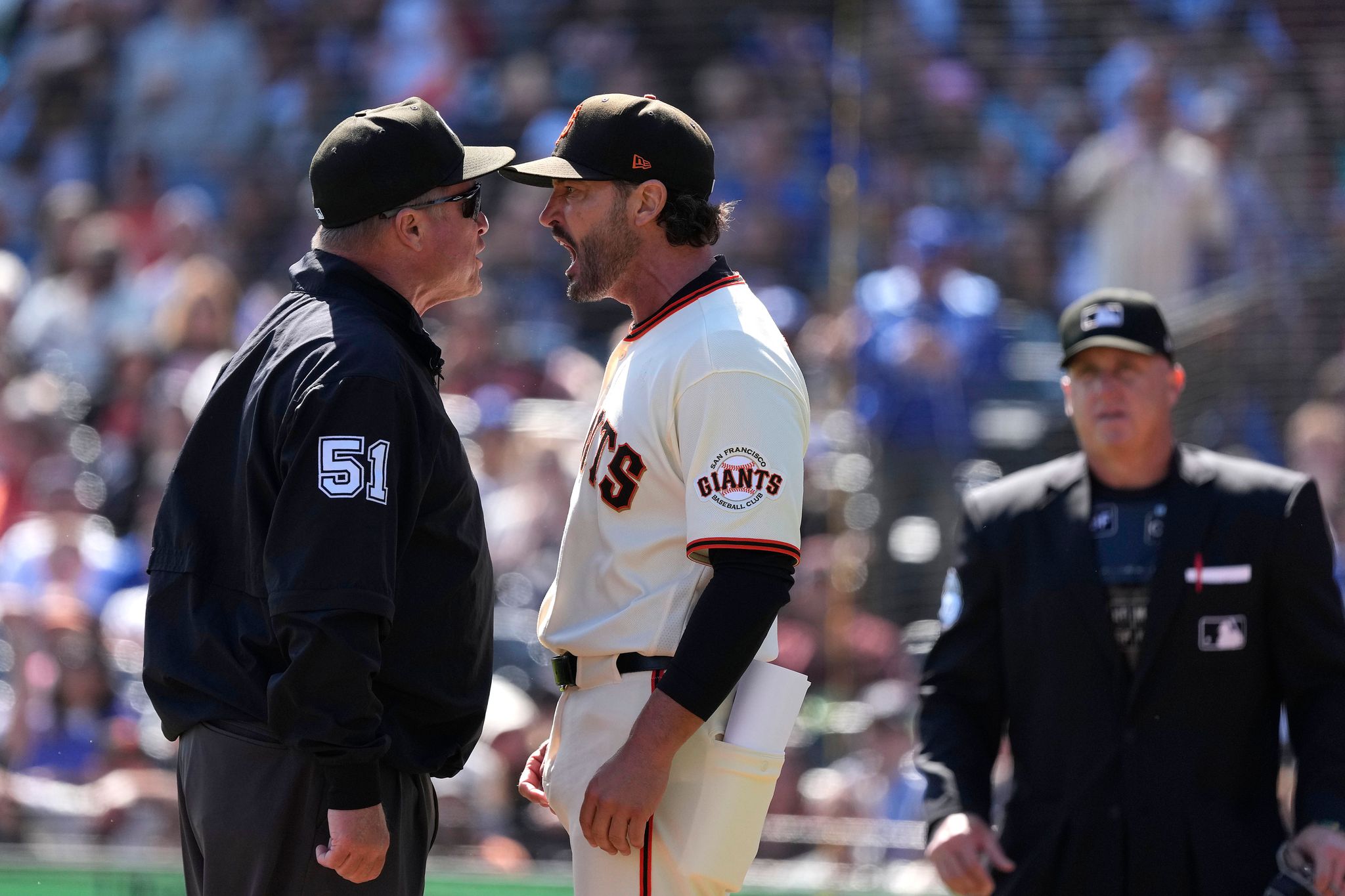 Giants manager Tony Vitello ejected for MLB-leading 7th time this season