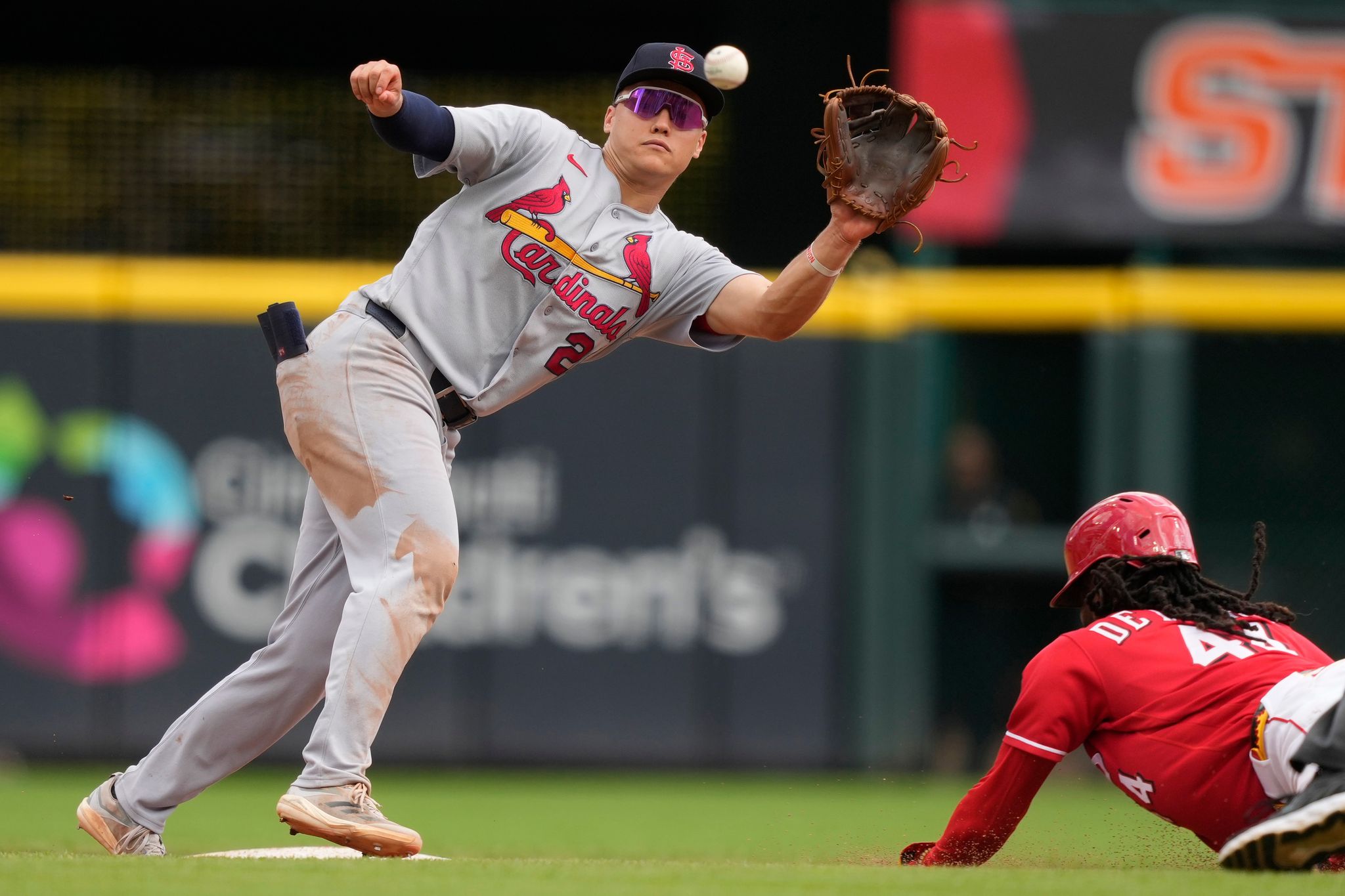Cardinals activate rookie second baseman JJ Wetherholt from injured list