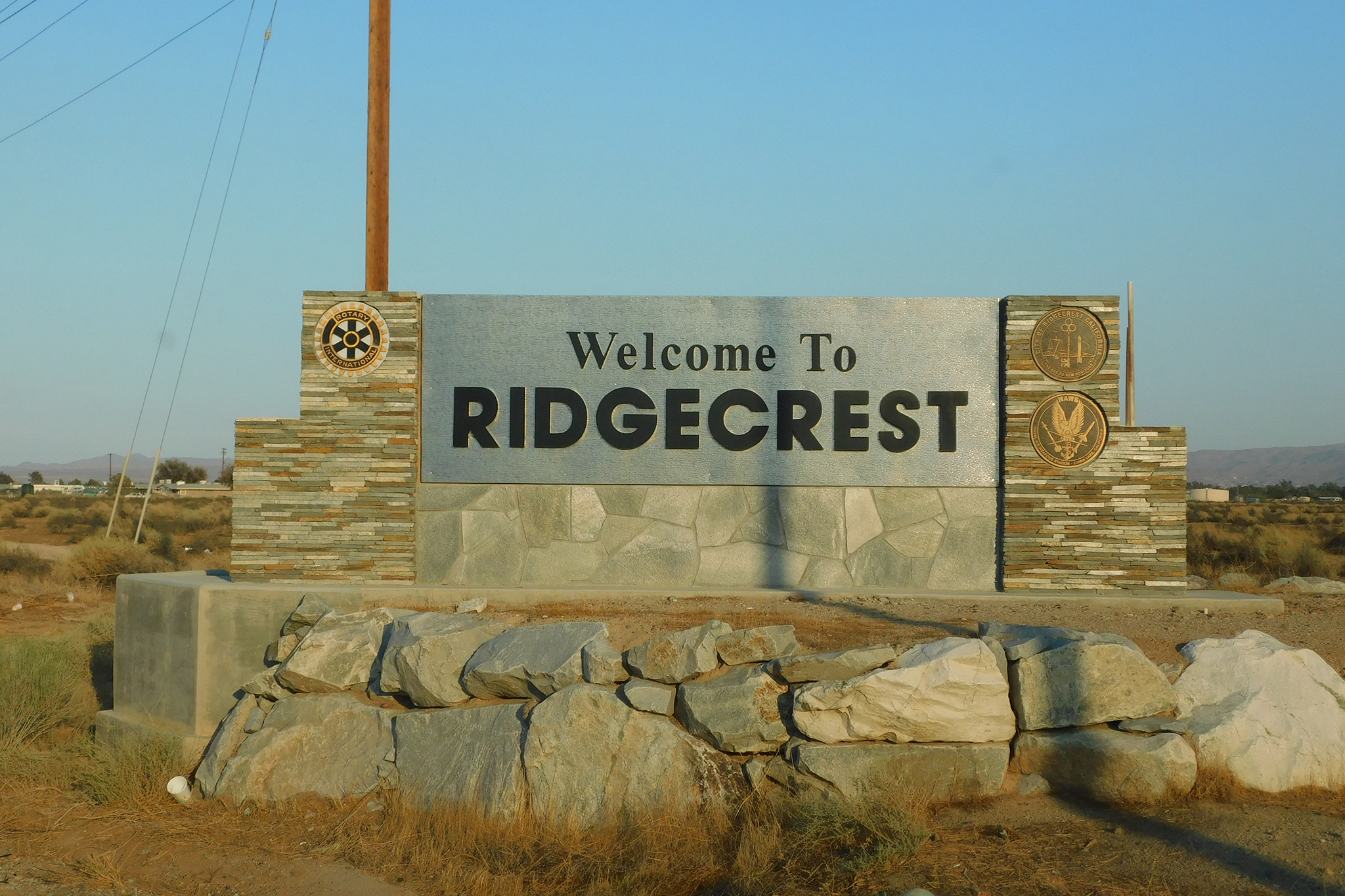 Ridgecrest becomes 1 of 3 California cities awarded special highway signs