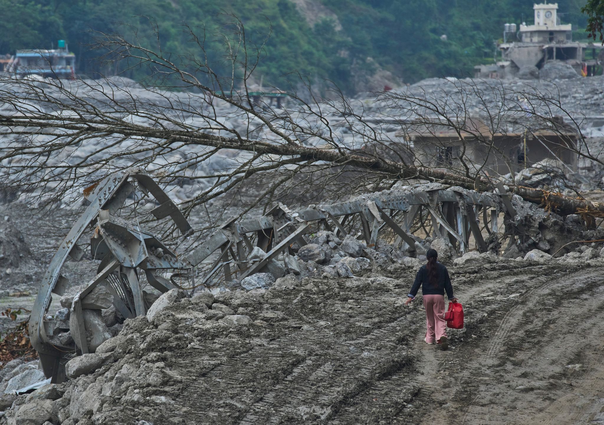 NorCal couple still missing a month after catastrophic flooding in Nepal