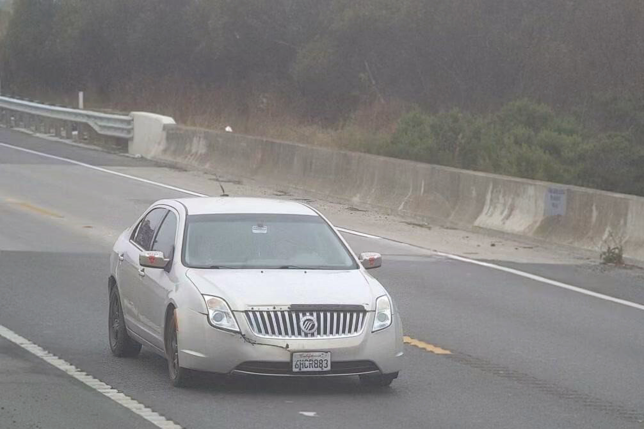 Man, 14-year-old girl sought after newborn found dead on Calif. roadside