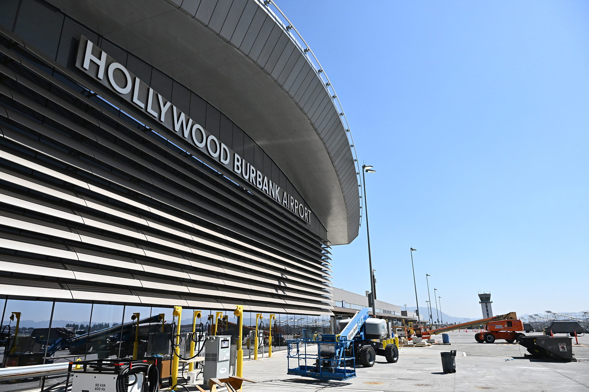Inside Hollywood Burbank Airport’s $1.3 billion terminal, 40 years in the making