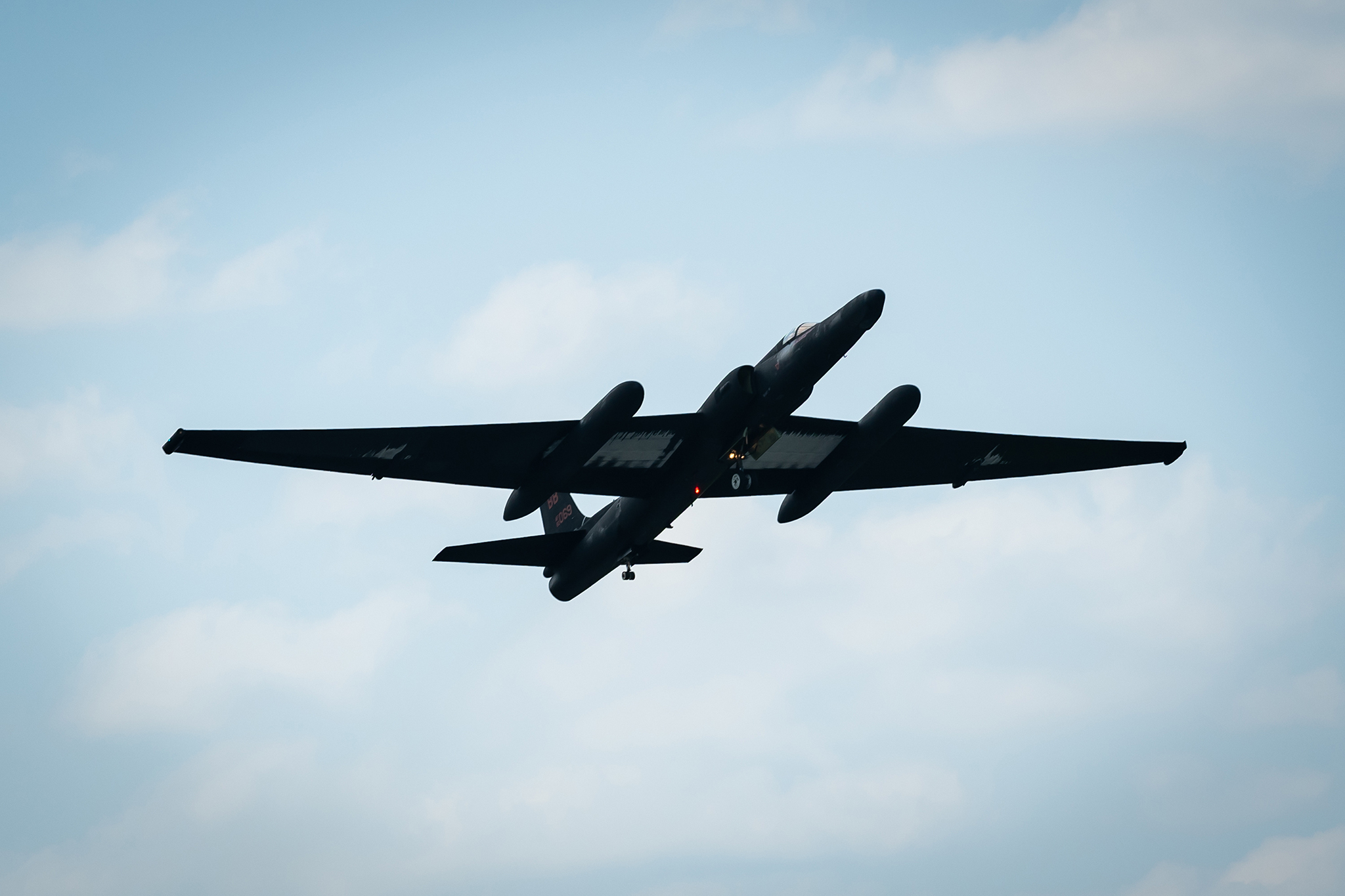 Rare government spy plane spotted flying over Bay Area 49ers game