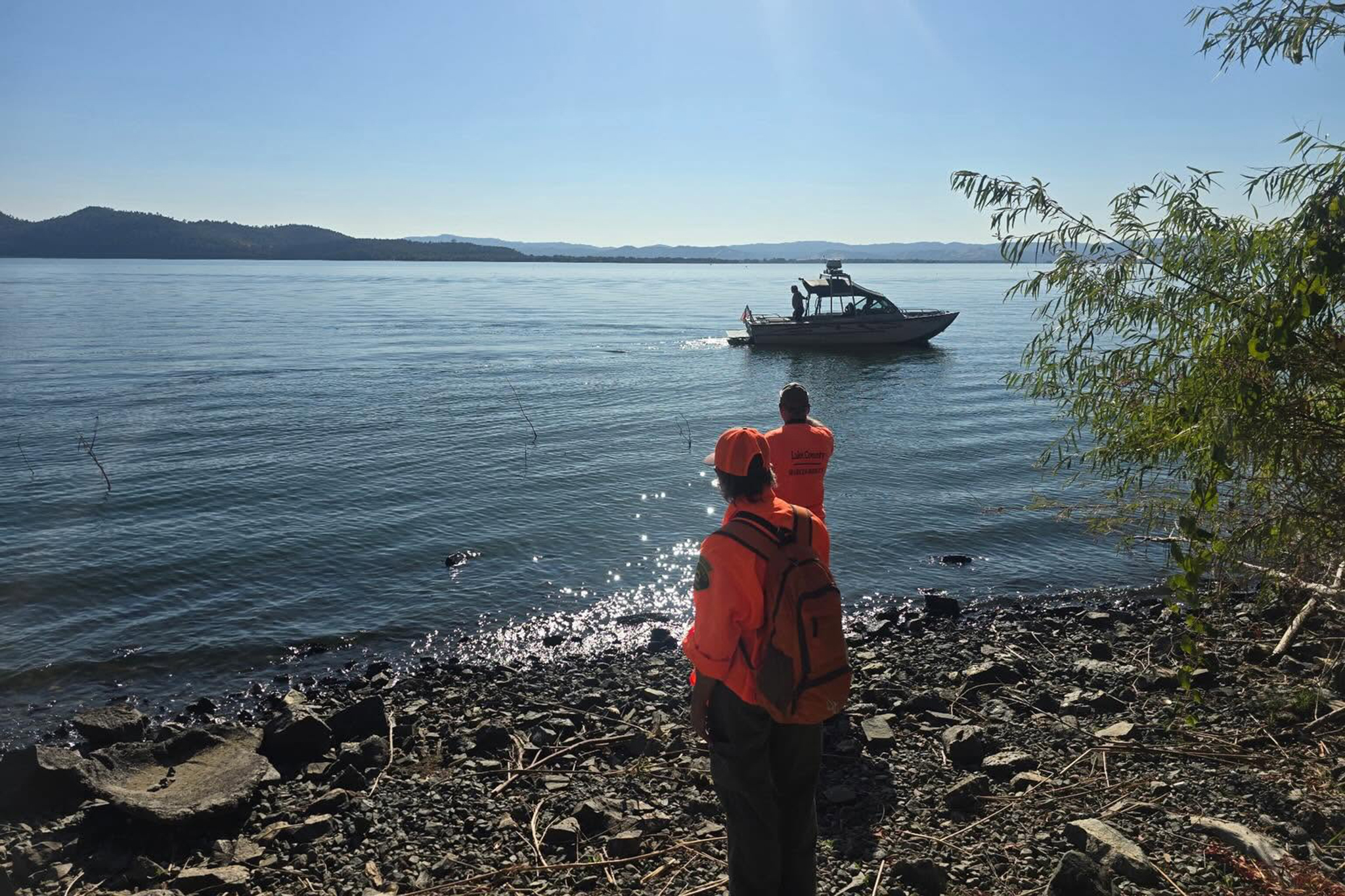 Search and rescue personnel find missing kayaker dead at Clear Lake