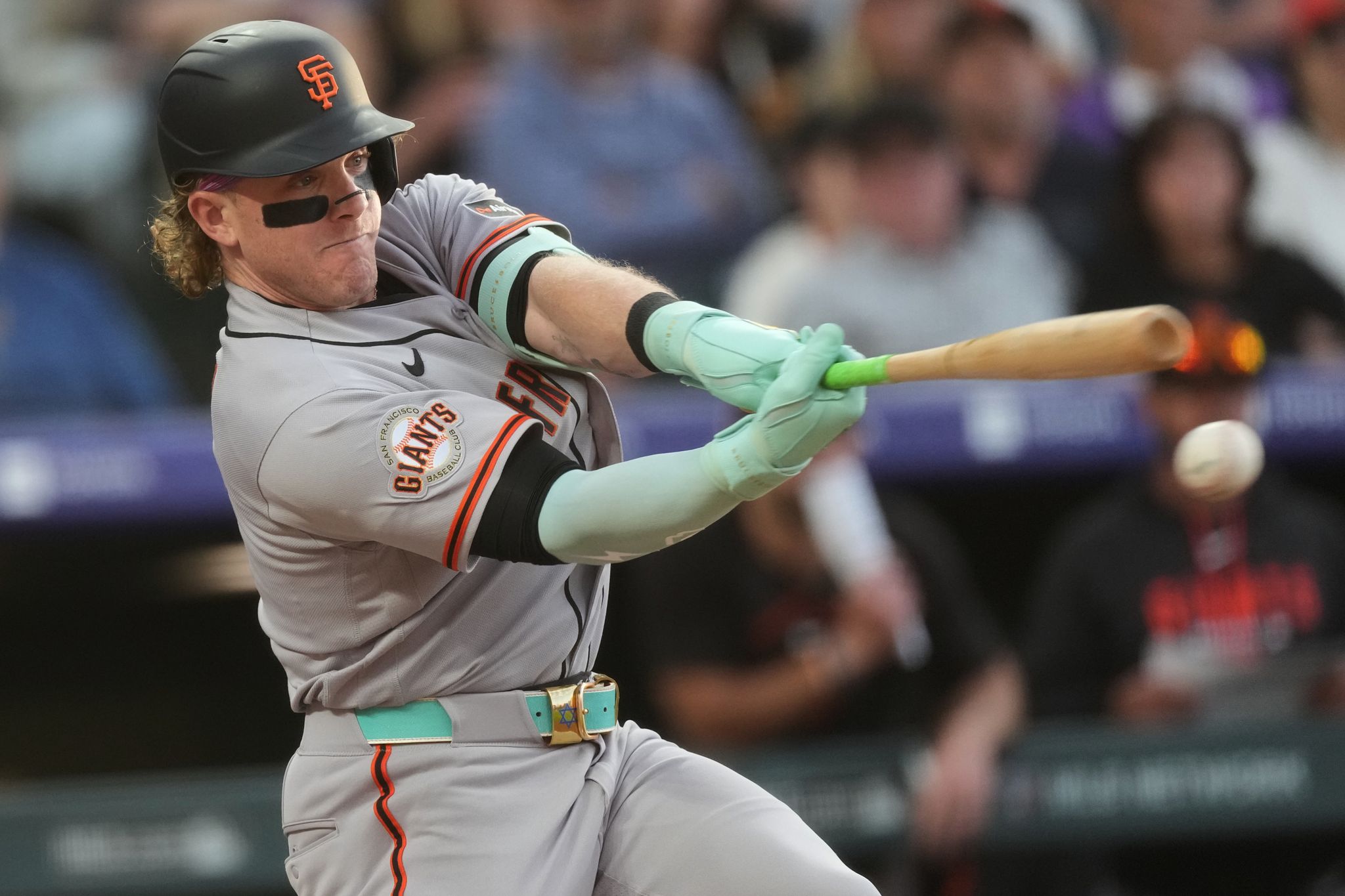 Giants end Dodgers’ 3-year streak with most injured list days, while Cleveland had the fewest