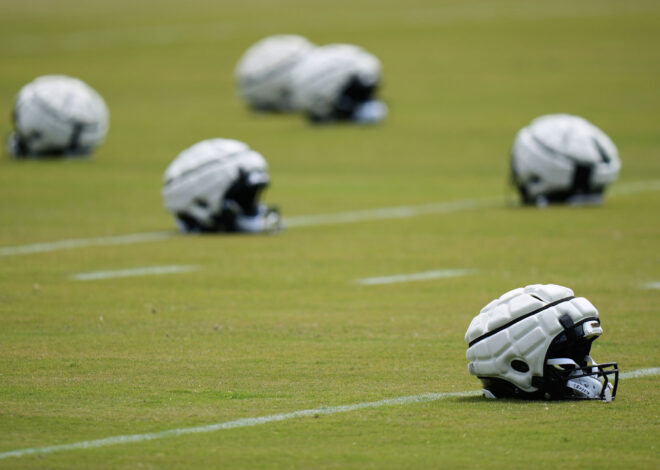 Country’s leading CTE expert says Guardian Caps aren’t safe for youth football