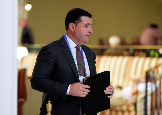 49ers owner Jed York makes first public appearance since arrest